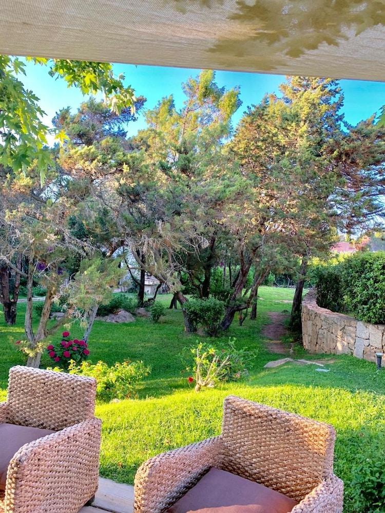 Green Park Hotel Capriccioli  外观 照片